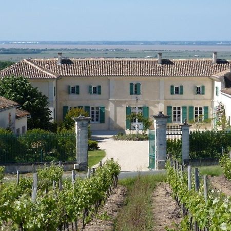 Domaine De L'Estuaire Hotel Saint-Thomas-de-Conac Exterior photo